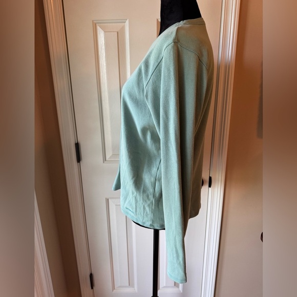 Patagonia sage Green Women's Sweatshirt - Picture 5 of 10